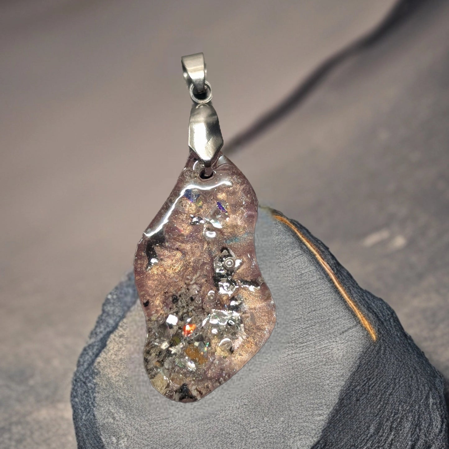 UV Harz Kettenanhänger mit Tierhaar, Asche, Zahn oder Blüten – Erinnerung