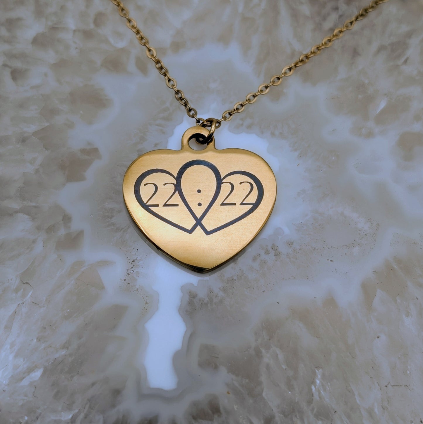 Edelstahlkette mit graviertem Anhänger – individuell personalisierbar